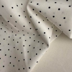 Popeline Pintas Pretas