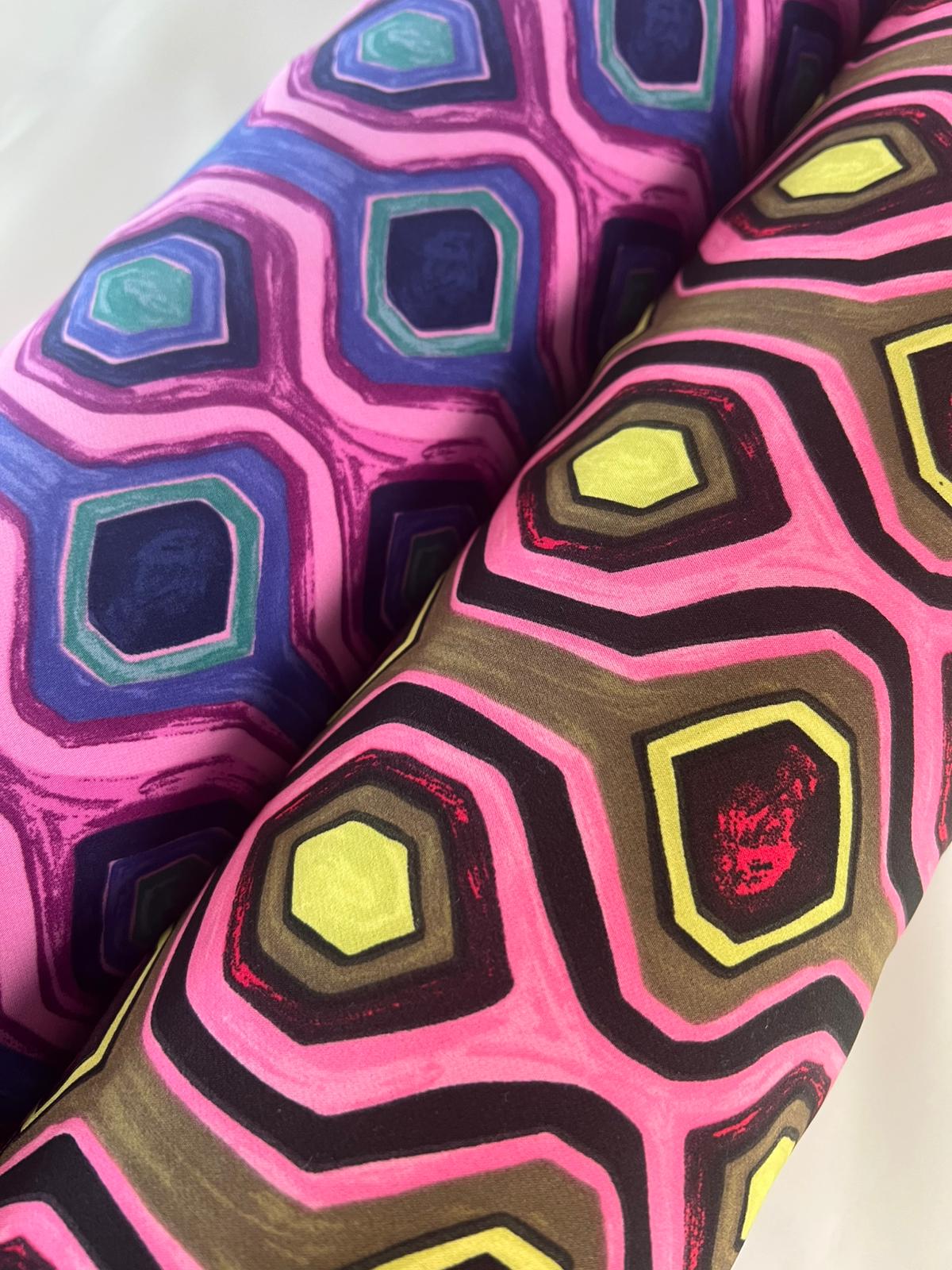 Crepe Graphic Roxo - Image 4